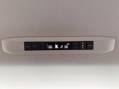 2026 Toyota Sienna XLE 8 Passenger