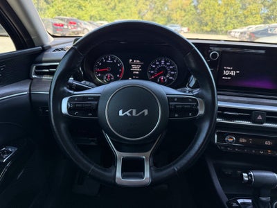 2022 Kia K5 EX