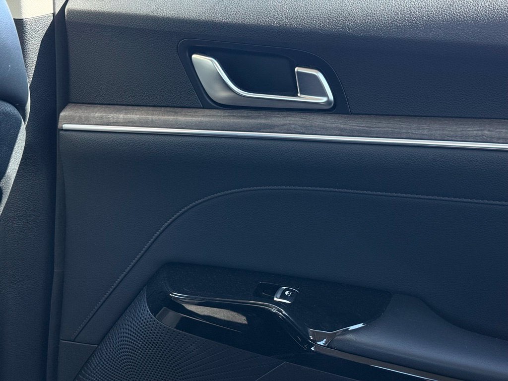 2022 Kia K5 EX