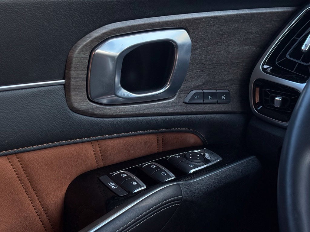 2023 Kia Sorento X-Line SX Prestige