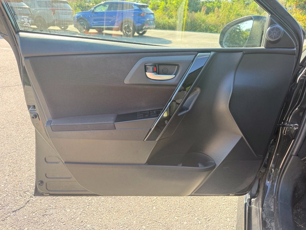 2017 Toyota Corolla iM Base