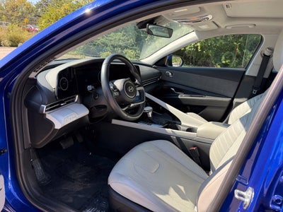 2025 Hyundai Elantra Limited