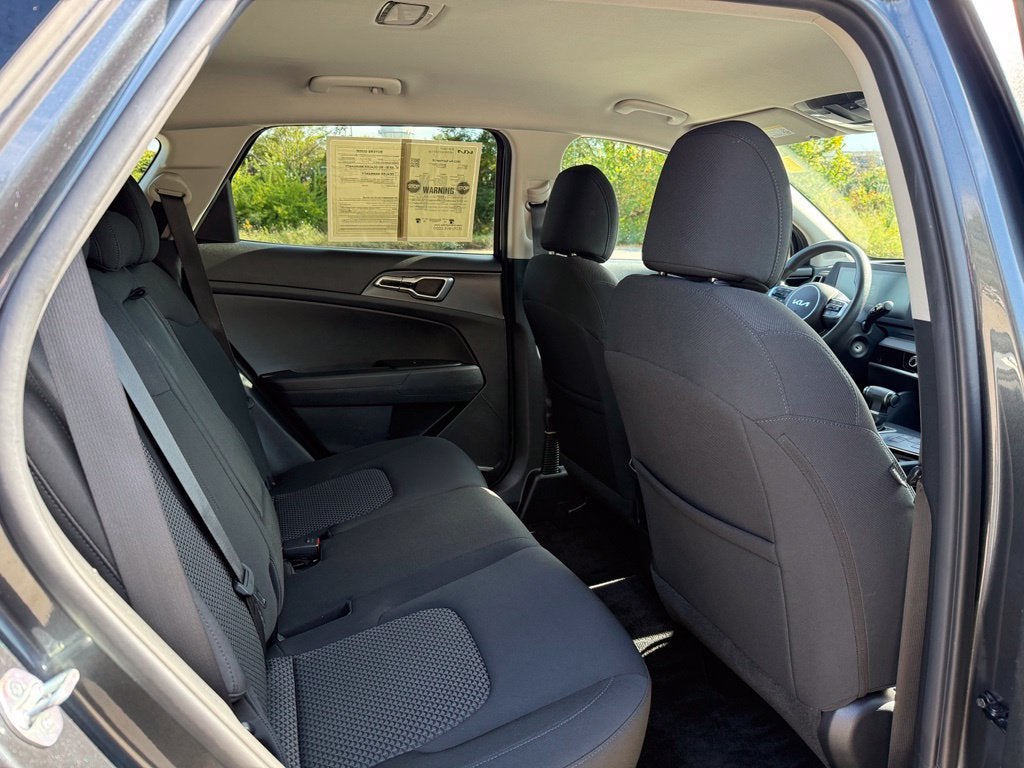 2023 Kia Sportage LX
