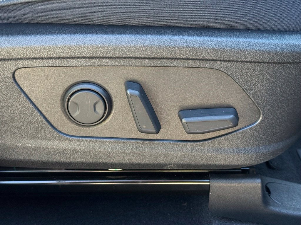 2023 Kia Sorento Plug-In Hybrid SX Prestige