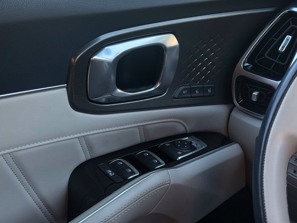2023 Kia Sorento Plug-In Hybrid SX Prestige