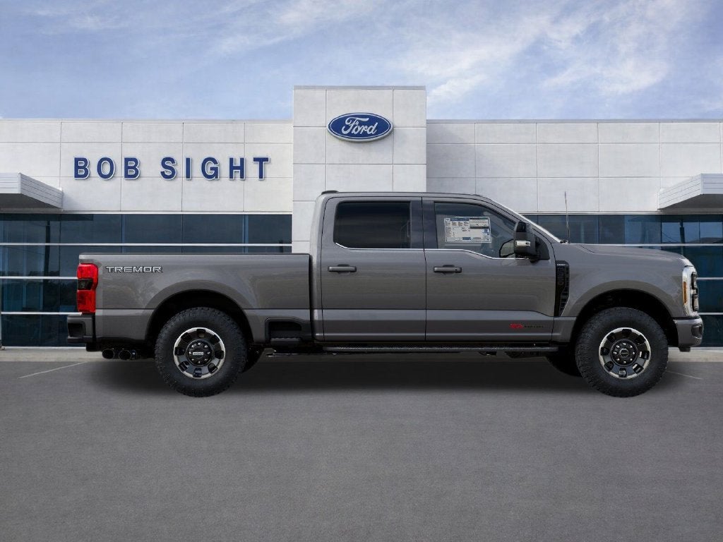 2027 Ford F-350SD Lariat
