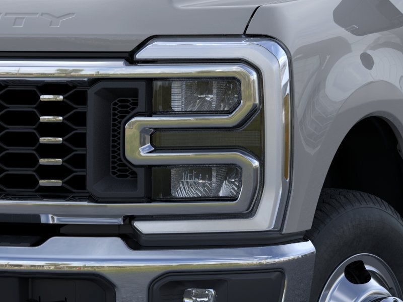 2026 Ford F-350SD Lariat DRW