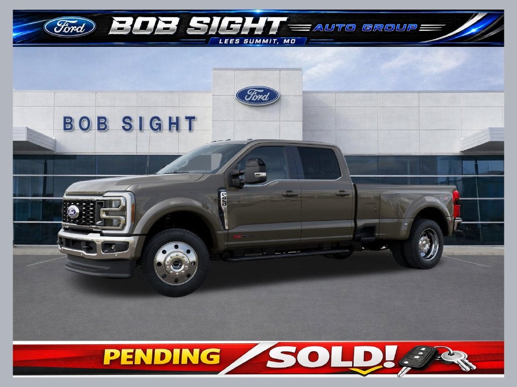 2027 Ford F-450SD Lariat In-Transit