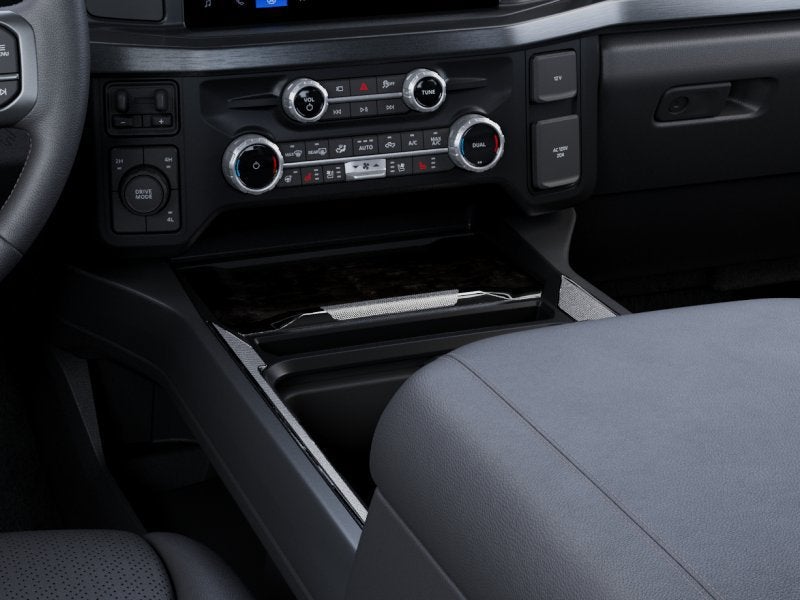 2027 Ford F-450SD Lariat In-Transit