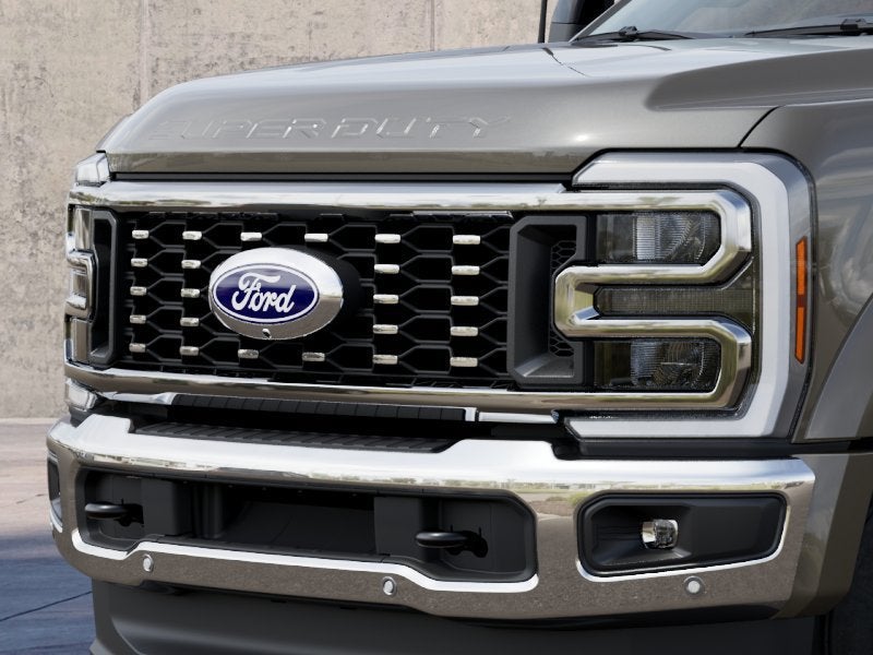 2027 Ford F-450SD Lariat In-Transit