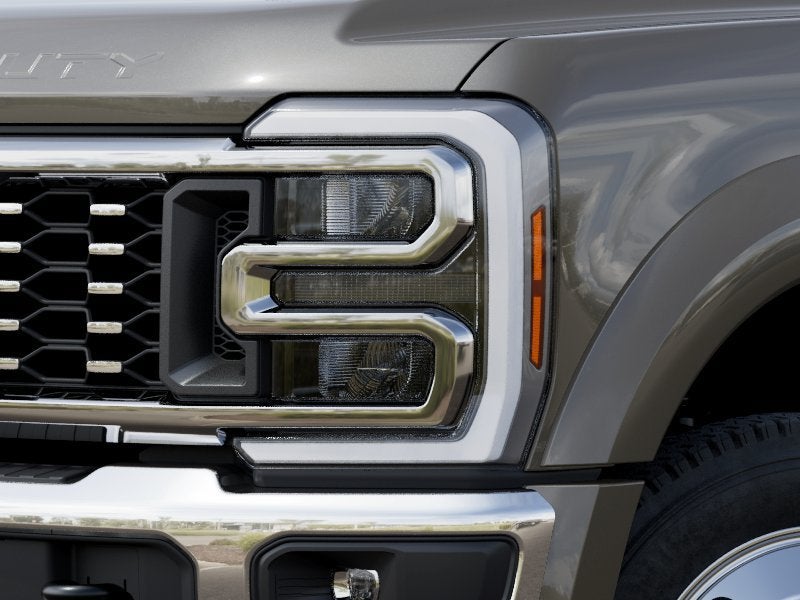 2027 Ford F-450SD Lariat In-Transit