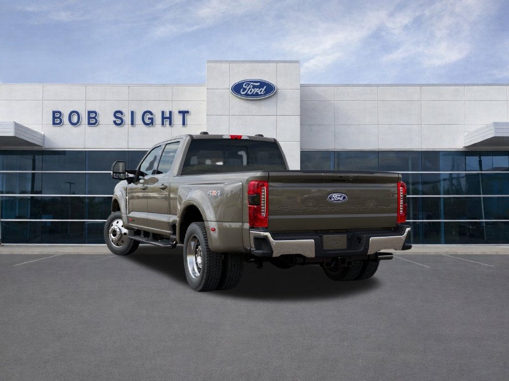 2027 Ford F-450SD Lariat In-Transit