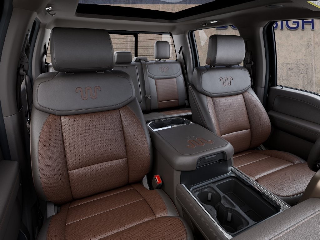 2027 Ford F-450SD In-Transit
