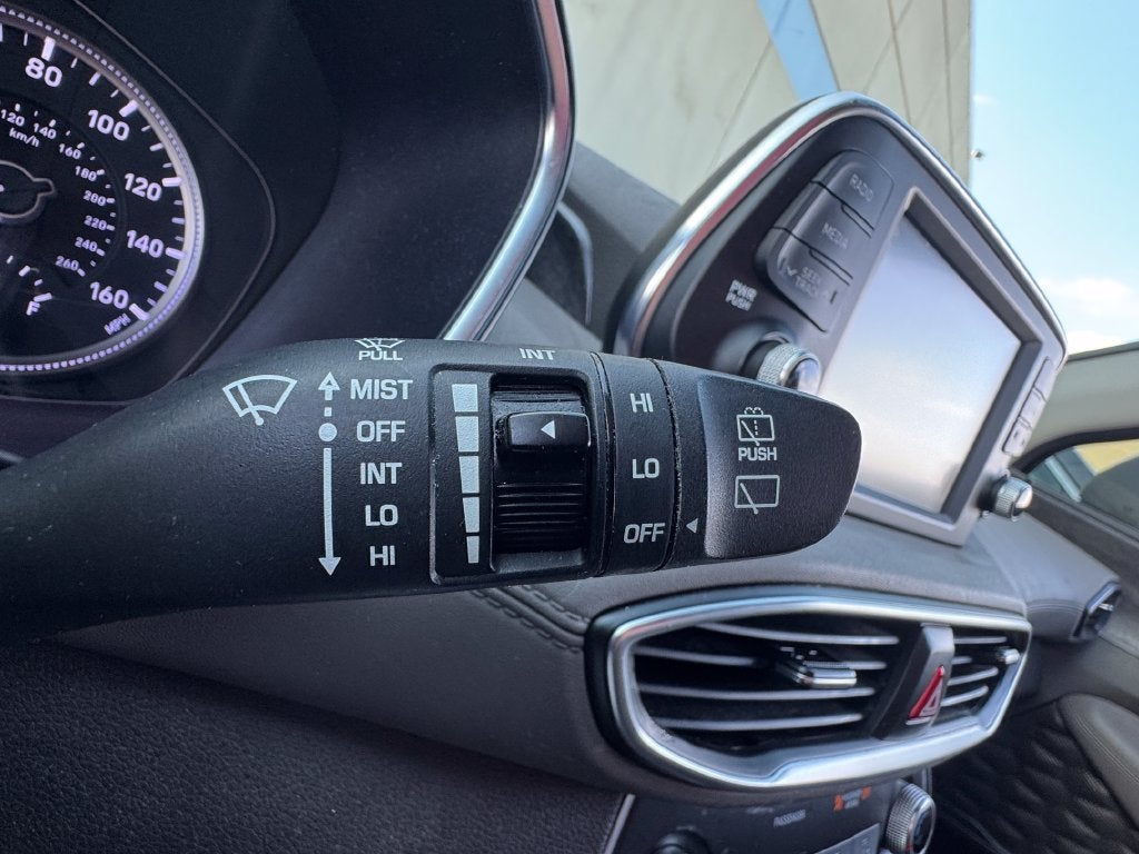 2019 Hyundai Santa Fe SE