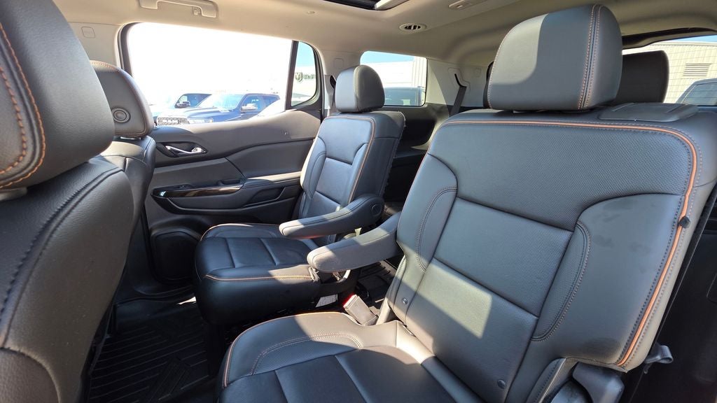 2021 GMC Acadia AT4