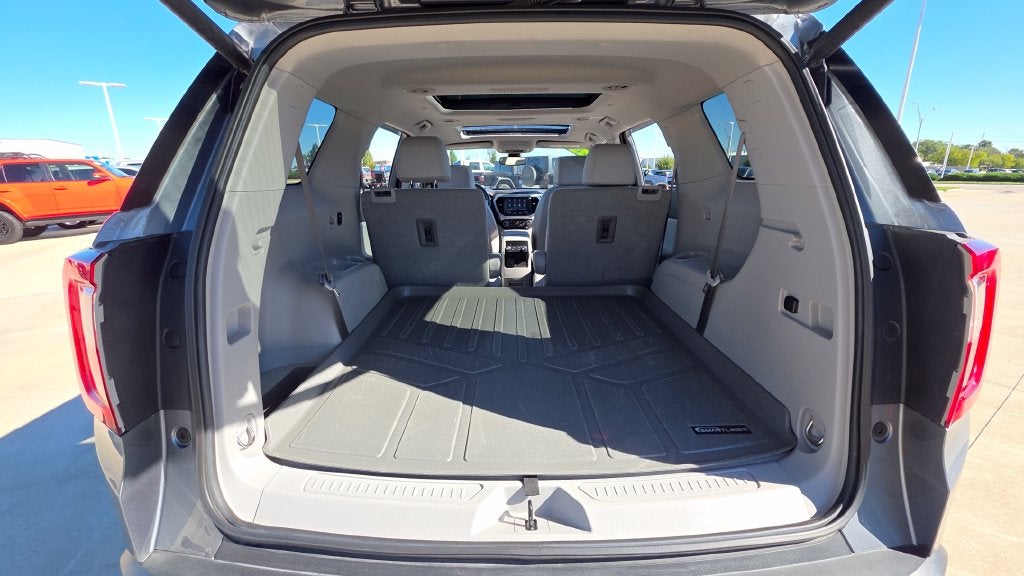 2022 GMC Acadia SLT