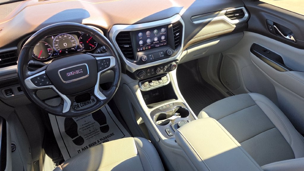 2022 GMC Acadia SLT