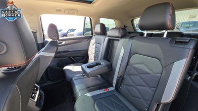 2024 Volkswagen Atlas 2.0T Peak Edition SEL