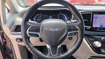 2021 Chrysler Pacifica Hybrid Touring L