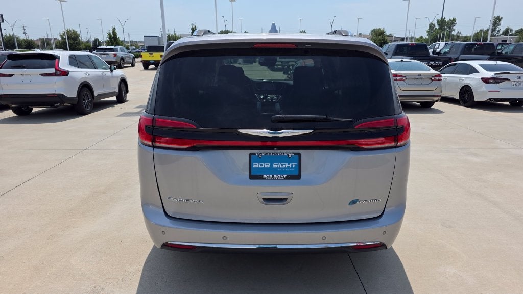 2021 Chrysler Pacifica Hybrid Touring L