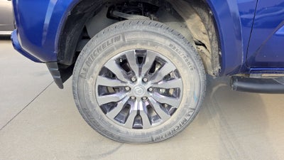 2022 Toyota Tacoma Limited V6