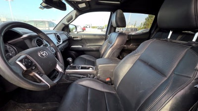 2022 Toyota Tacoma Limited V6