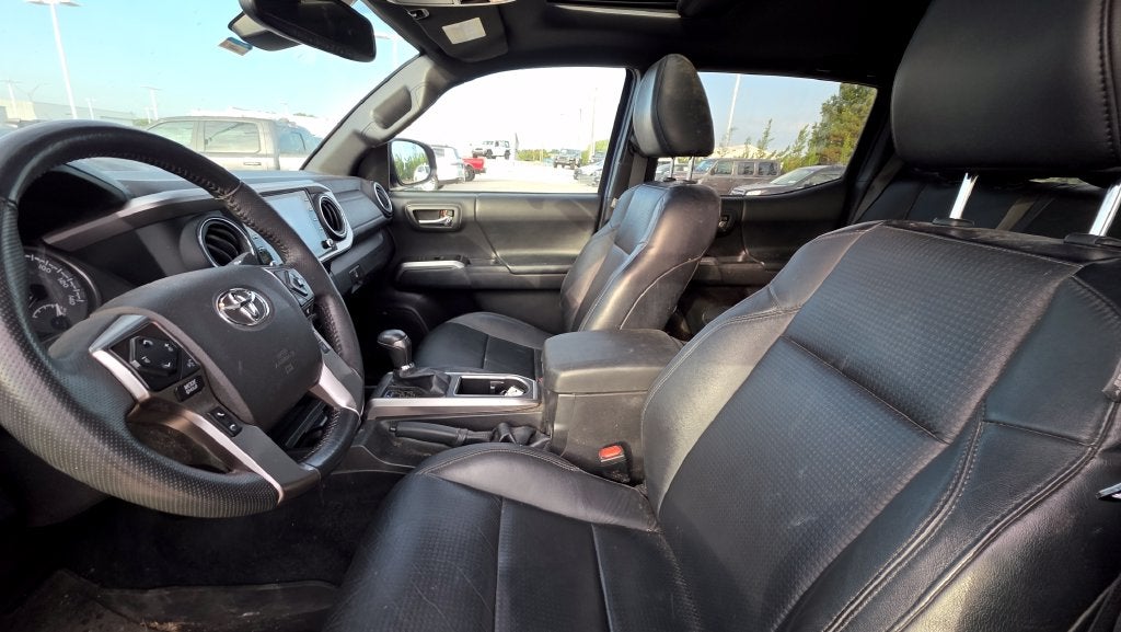 2022 Toyota Tacoma Limited V6