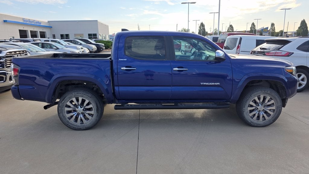 2022 Toyota Tacoma Limited V6