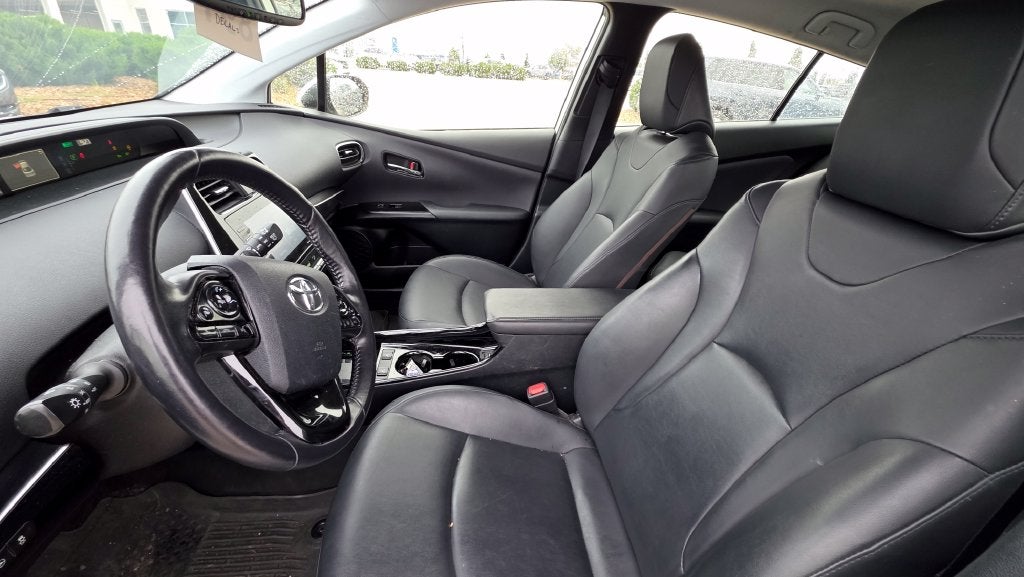 2022 Toyota Prius L