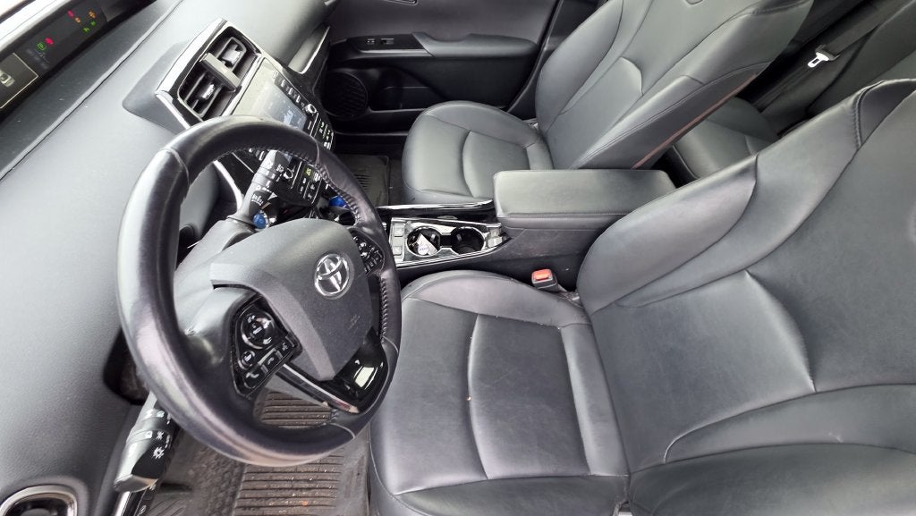 2022 Toyota Prius L