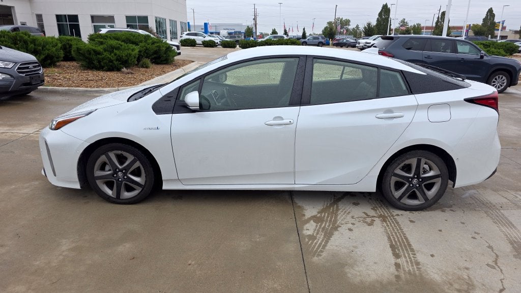2022 Toyota Prius L