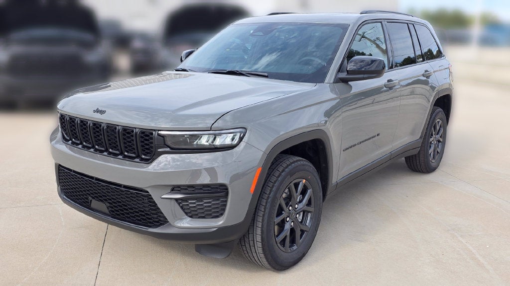 2027 Jeep Grand Cherokee Laredo X