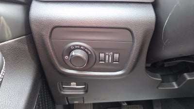 2027 Jeep Grand Cherokee Laredo X