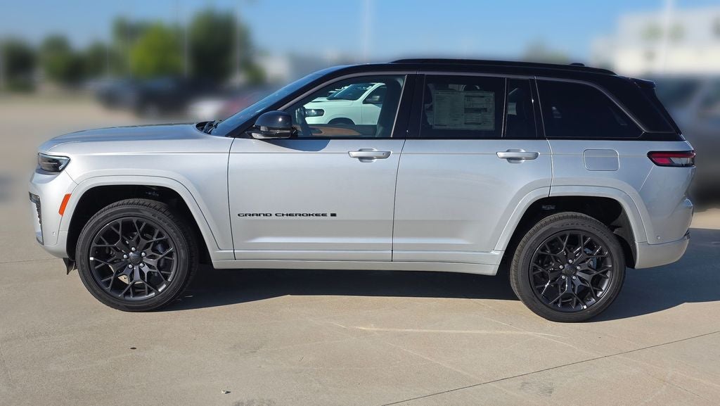 2026 Jeep Grand Cherokee Summit