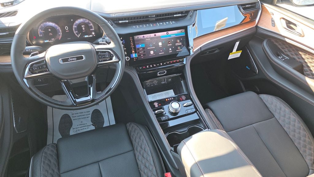 2026 Jeep Grand Cherokee Summit