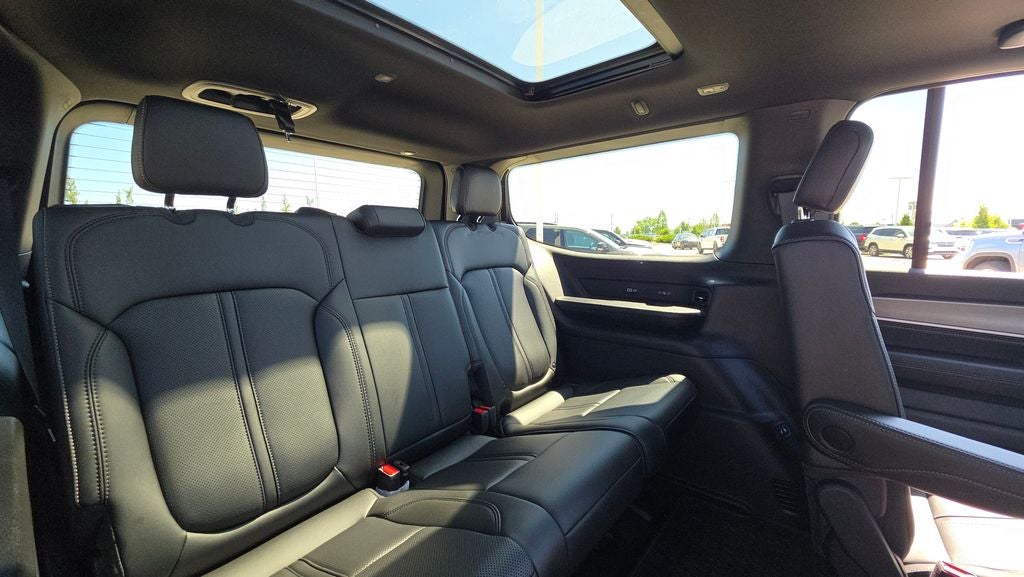 2026 Jeep Grand Wagoneer Upland