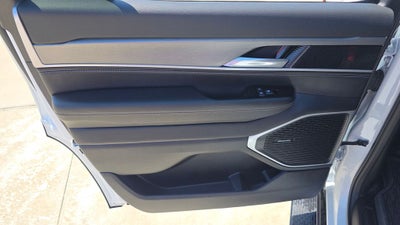 2026 Jeep Grand Wagoneer Upland