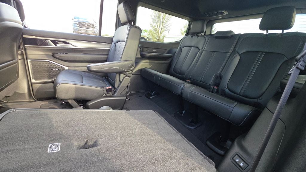 2026 Jeep Grand Wagoneer Limited Altitude