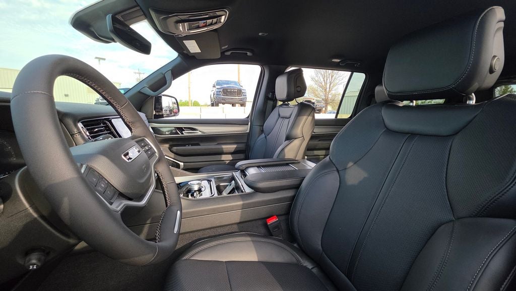 2026 Jeep Grand Wagoneer Limited Altitude