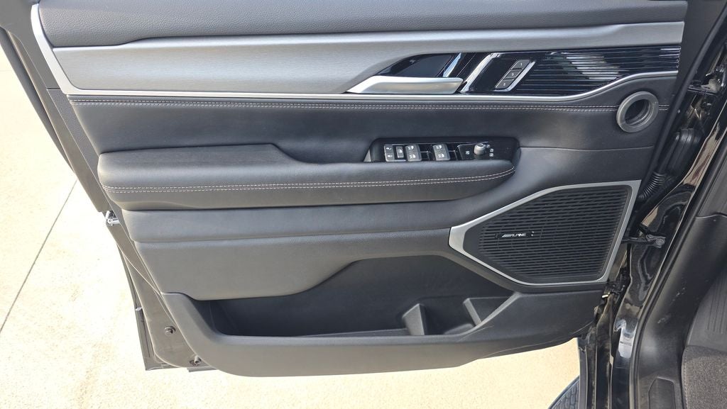 2026 Jeep Grand Wagoneer Limited Altitude