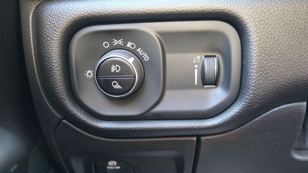 2026 RAM 1500 Warlock