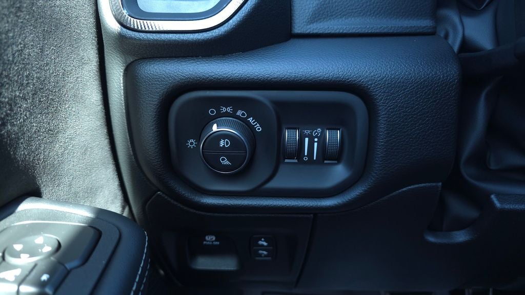 2026 RAM 1500 RHO