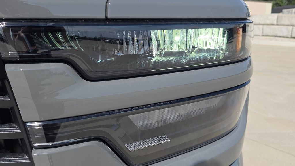2027 RAM 2500 EXPRESS