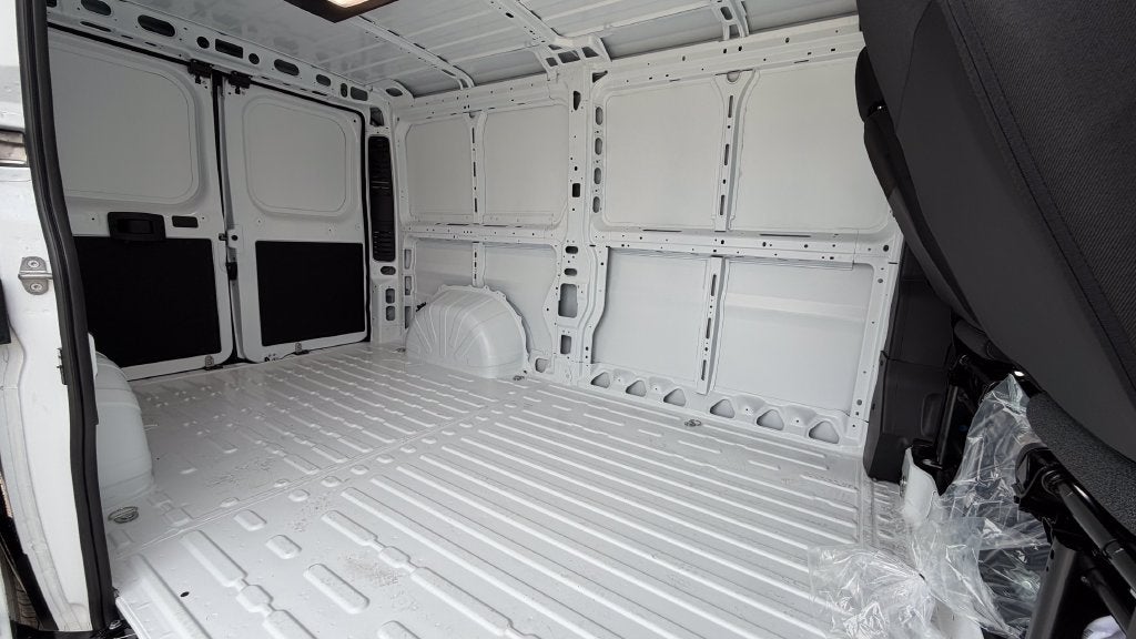 2027 RAM ProMaster 1500 Low Roof 136 WB
