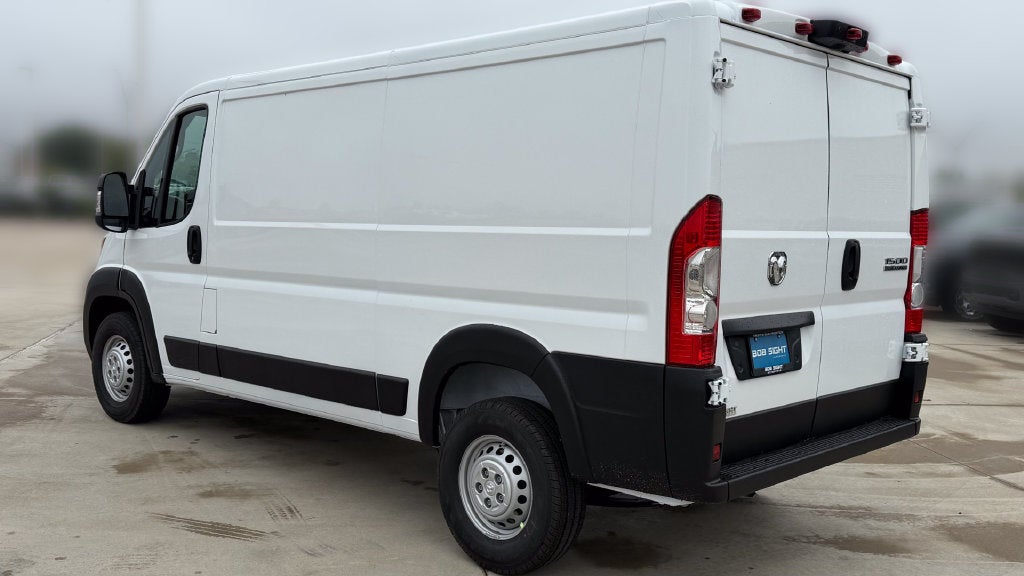 2027 RAM ProMaster 1500 Low Roof 136 WB