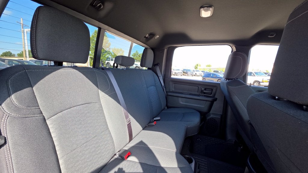 2027 RAM 2500 Black Express